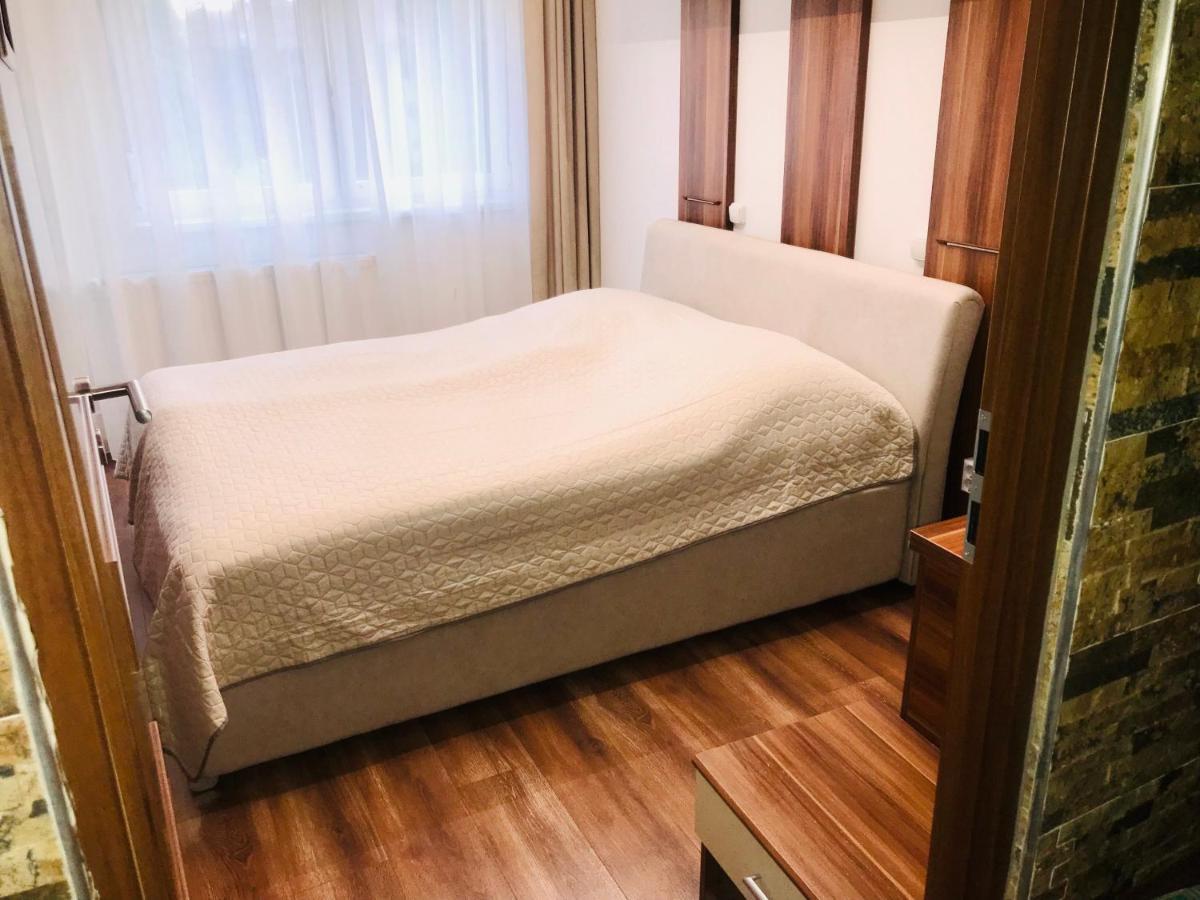 Angela Apartman Hajduszoboszlo Ngoại thất bức ảnh