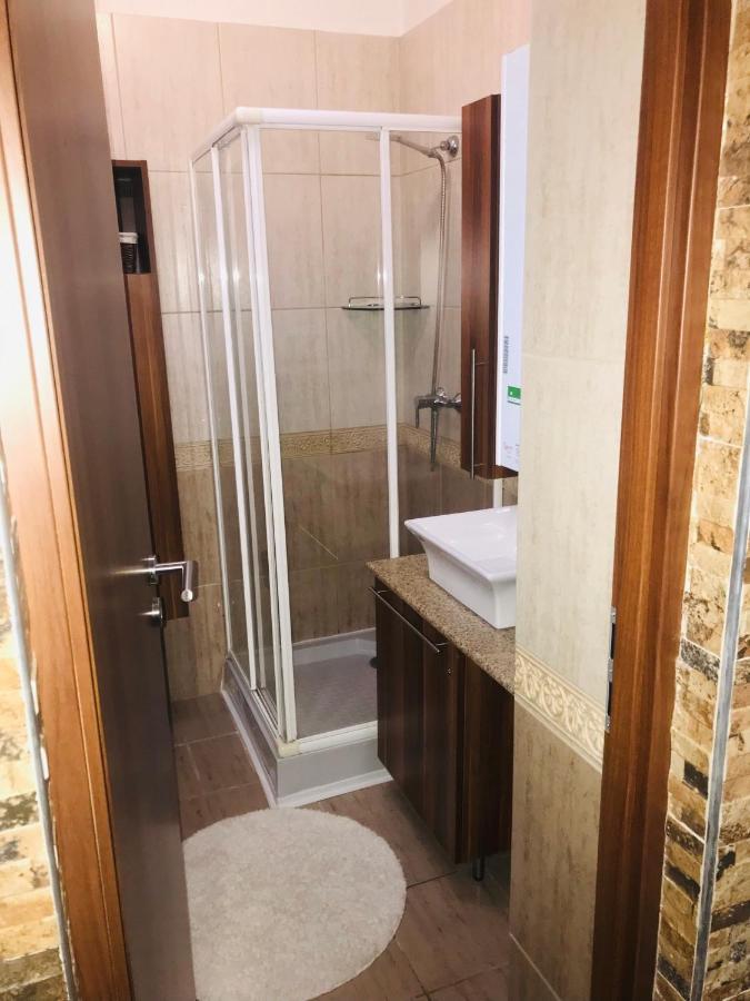 Angela Apartman Hajduszoboszlo Ngoại thất bức ảnh